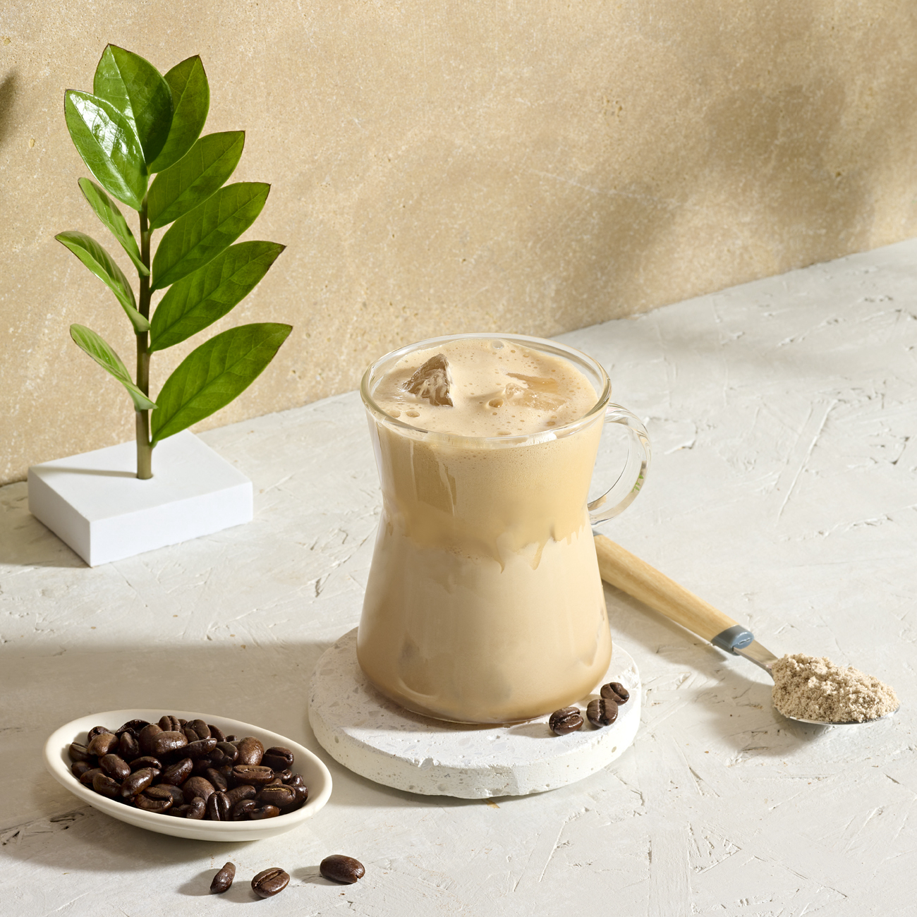 High Protein Iced Cofee Herbalife nel bicchiere