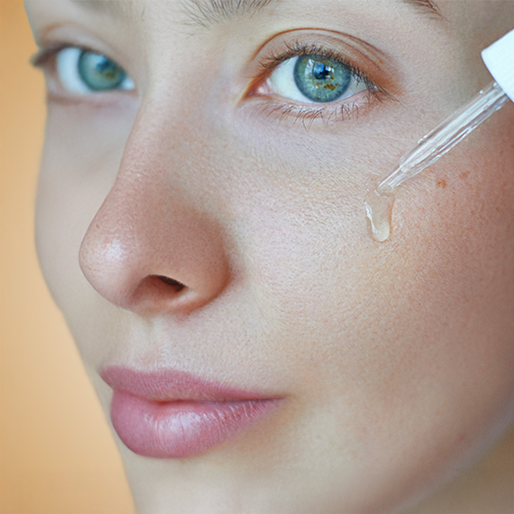 Applicazione Siero Niacinamide 10% Herbalife